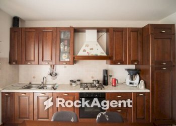 Cucina - Appartamento Montecalvo in Foglia - foto 7