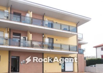 Facciata - Appartamento Montecalvo in Foglia - foto 33