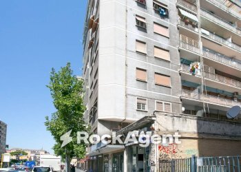 Facciata - Negozio via Tiburtina, 545, Roma - foto 14