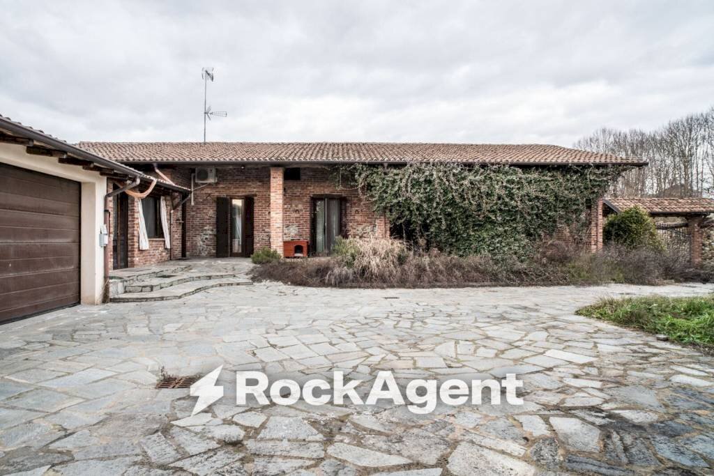 Facciata - Villa via Matteotti, 20, Sartirana Lomellina - photo 2
