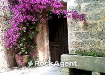 Cortile interno - Hotel via Congregazione, 23, Spongano - foto 19
