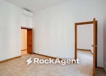 Camera da letto - Office largo Arenula, 11, Roma (neighborhood Centro Storico) - photo 5