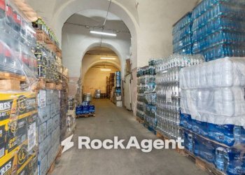 Magazzino - Magazzino piazza Maravigna, 9, Catania - foto 22