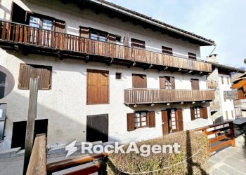 Facciata - Trilocale Borgata Les Arnauds, 25, Bardonecchia - foto 1