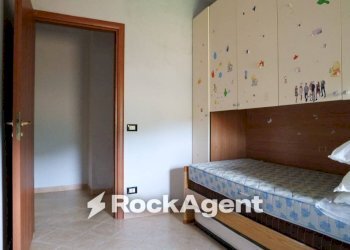 Camera da letto - Quadrilocale via Martiri di Nassirya, San Floro - foto 14