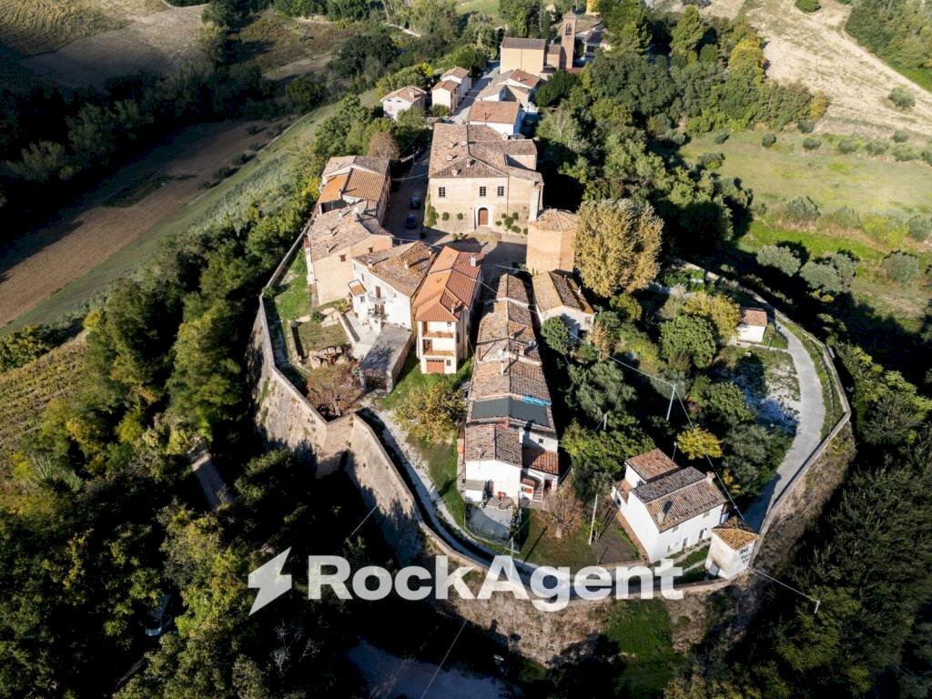 Vista - Appartamento via Montebello, 24, Terre Roveresche - foto 1