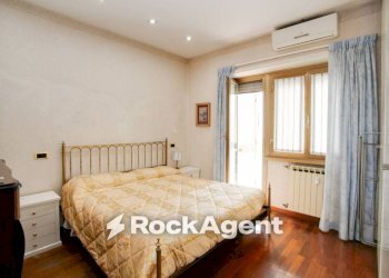 Camera da letto - Four-room apartment via Guido Guinizelli, 86, Roma - photo 15