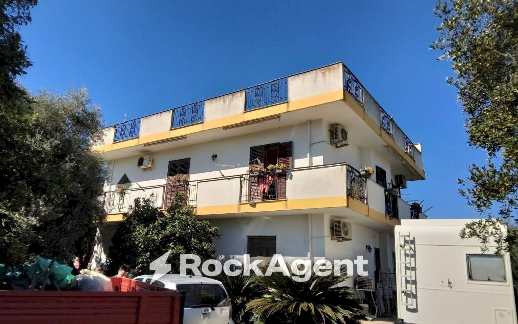 Facciata - Casa indipendente contrada Luppinati, Ardore - foto 1