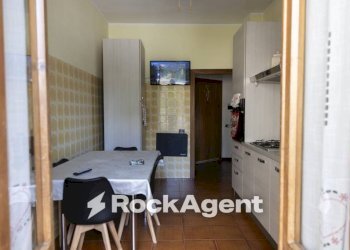 Cucina - Trilocale via Giuseppe Mazzini, 108, Alba Adriatica - foto 3