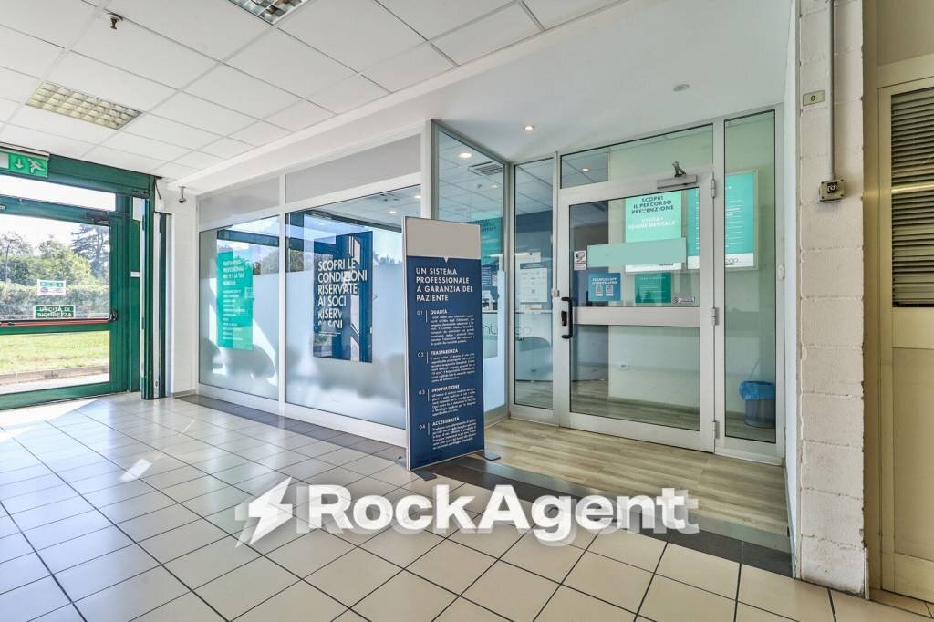 Interno non residenziale - Office via Amilcare Ponchielli, 23, Bologna (neighborhood Savena) - photo 1