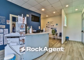 Interno non residenziale - Office via Amilcare Ponchielli, 23, Bologna (neighborhood Savena) - photo 3