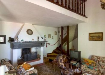 Salone - Villa via Poggio alla Pietra, 9, Lajatico - foto 10