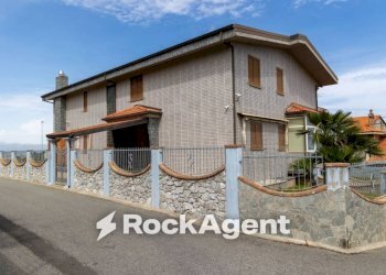 Facciata - Villa via Canalicchio, 9, Stalettì - photo 40