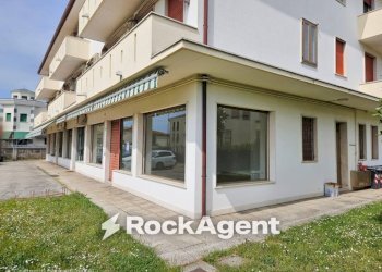 Facciata - Negozio via Roma, 121, Pianiga - foto 10