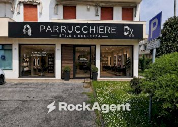 Facciata - Negozio via Roma, 121, Pianiga - foto 13