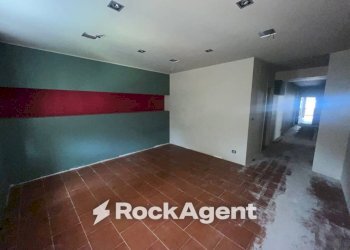 Stanza non arredata - Stabile - Palazzo via Emilio Vecchia, Varazze - foto 7