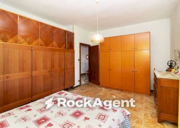 Camera da letto - Villa Regione Garrone, 3, Reano - foto 14