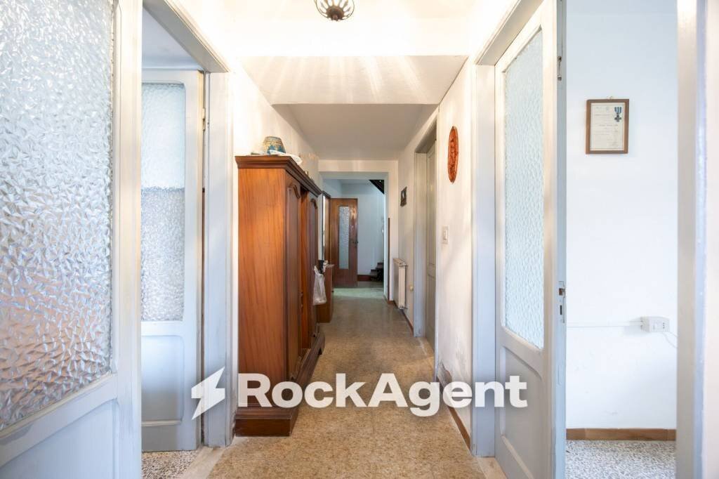 Corridoio - Rustic Località Villa Regnano, Casola in Lunigiana - photo 3