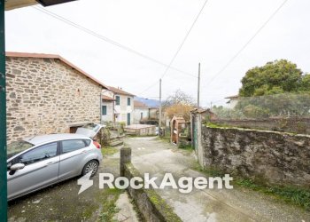 Cortile interno - Rustic Località Villa Regnano, Casola in Lunigiana - photo 27
