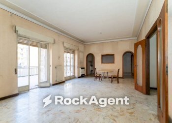 Cucina - Appartamento via Federico Ciccaglione, 15, Catania - foto 5