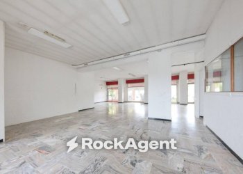 Interno non residenziale - Negozio viale Stazione Centrale, Ovada - foto 8