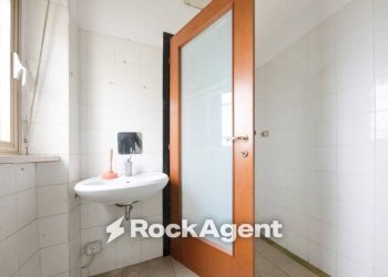 Bagno - Negozio viale Stazione Centrale, Ovada - foto 23