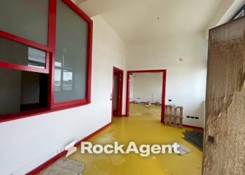 Stanza non arredata - Ufficio via Acquasanta, 31, Salerno - foto 4