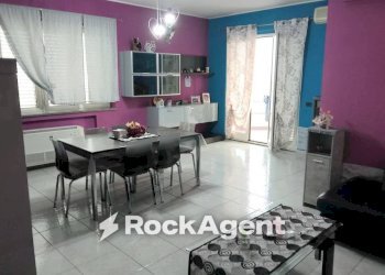 Salone - Appartamento via Leonida Repaci, 7, Monasterace - foto 1