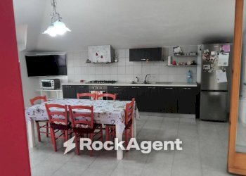 Cucina - Appartamento via Leonida Repaci, 7, Monasterace - foto 2