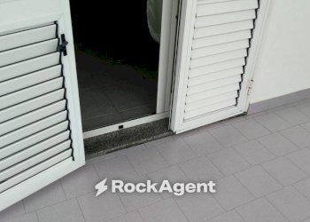 Balcone - Appartamento via Leonida Repaci, 7, Monasterace - foto 13