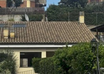 Facciata - Villa via dei Costaroni, 87, Riano - photo 5