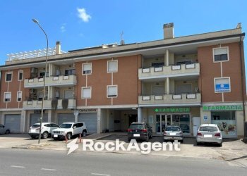 Facciata - Bilocale via del Crocifisso, 115, Latina - foto 37