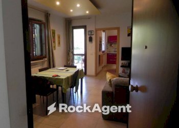 Salone - Appartamento via Pietro Nenni, 39, Montecarotto - foto 5