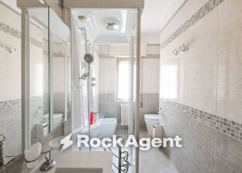 Bagno - Quadrilocale viale Brutium, 10, Catanzaro - foto 16