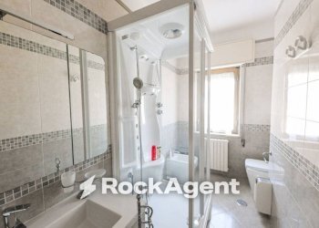Bagno - Quadrilocale viale Brutium, 10, Catanzaro - foto 17