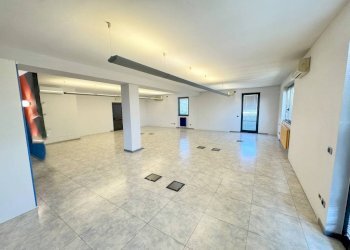 Ufficio - Office via Provinciale, Lallio - photo 1