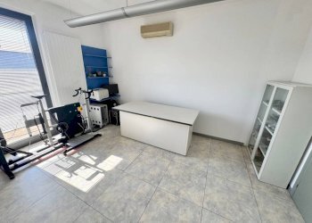 Camera da letto - Office via Provinciale, Lallio - photo 12
