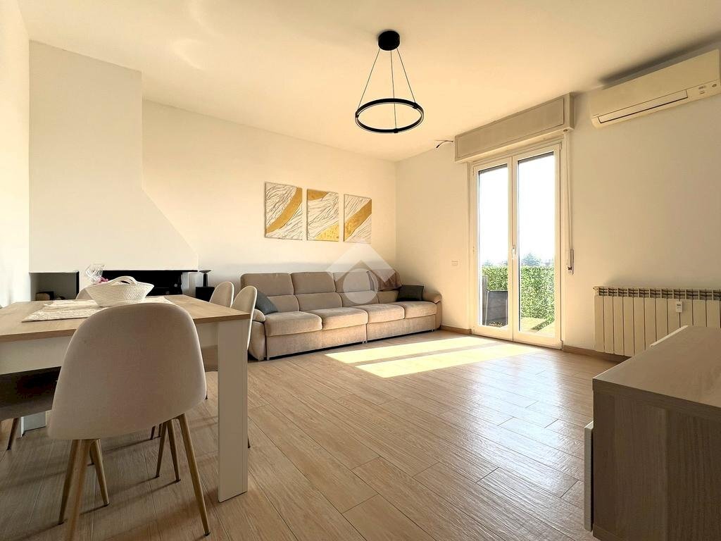 Three-room apartment Via Santa Cecilia, Carugate - photo 1