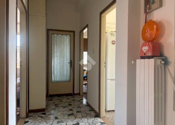 Four-room apartment Via Lucrezia Borgia, Ferrara - photo 4