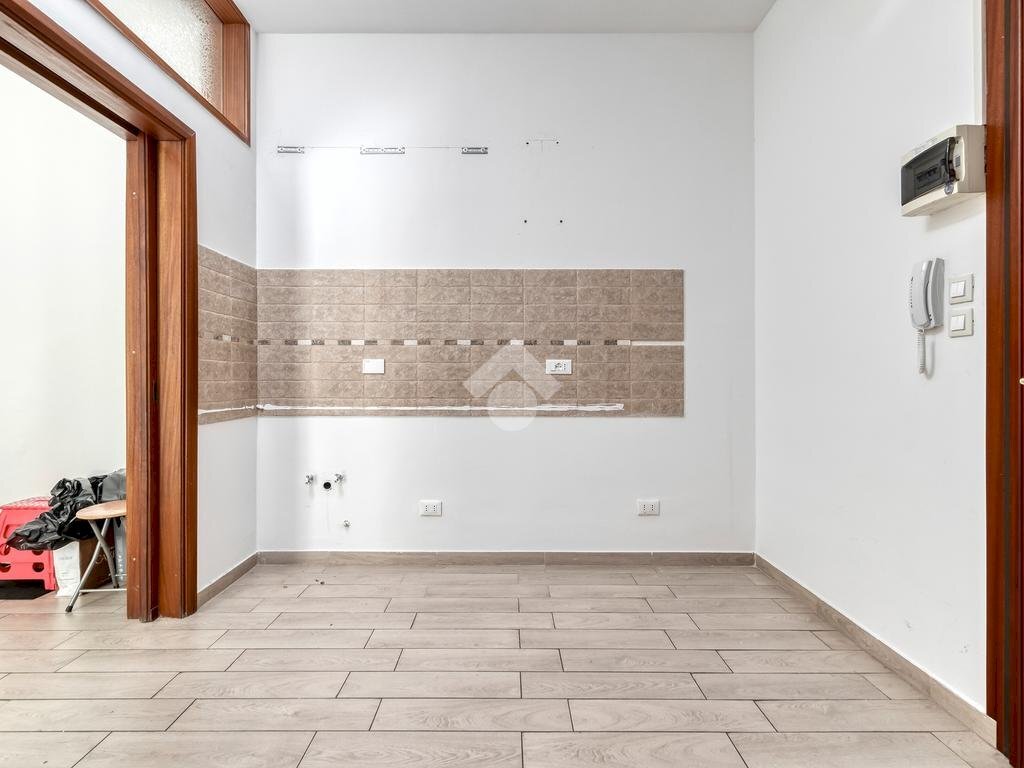 Office Via San Felice, Bologna (neighborhood Saffi) - photo 2