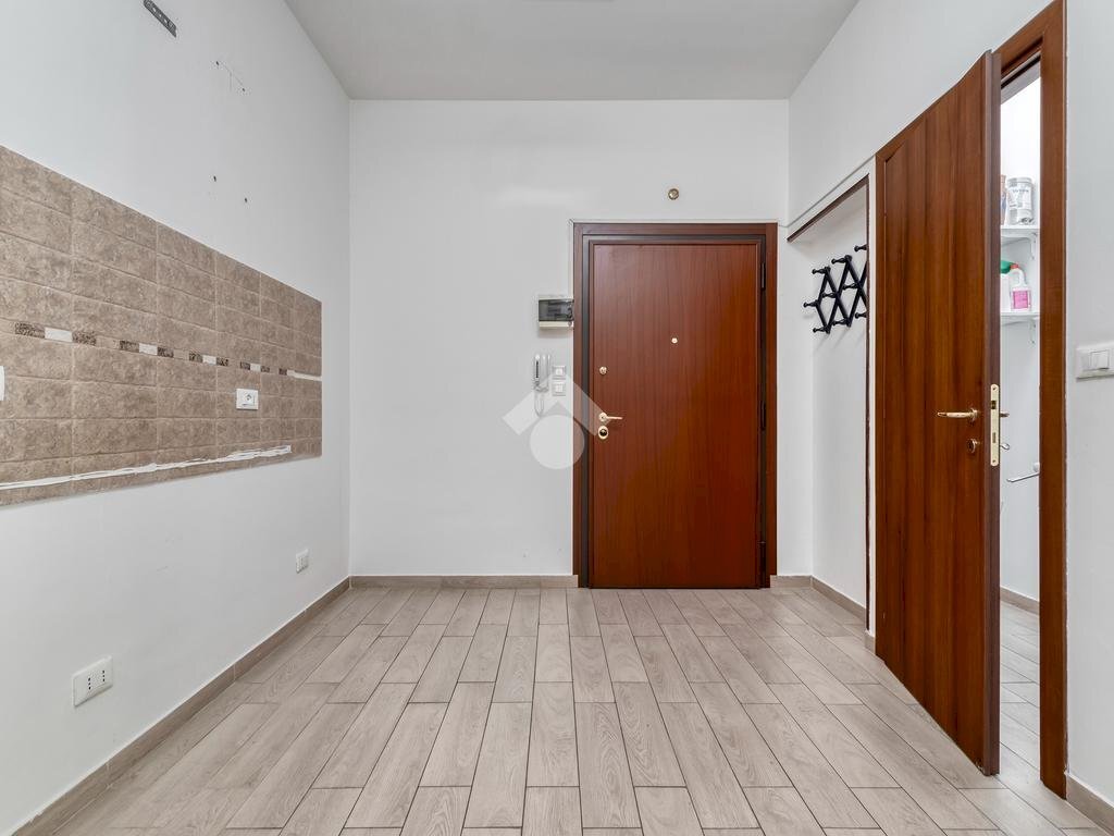 Office Via San Felice, Bologna (neighborhood Saffi) - photo 3