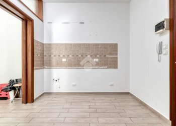 Office Via San Felice, Bologna (neighborhood Saffi) - photo 2