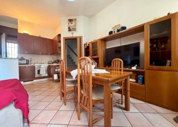 Two-room apartment Via Negroni, Pessano con Bornago - photo 1