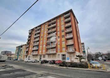 Trilocale Corso Leone Giordano, Livorno Ferraris - foto 2