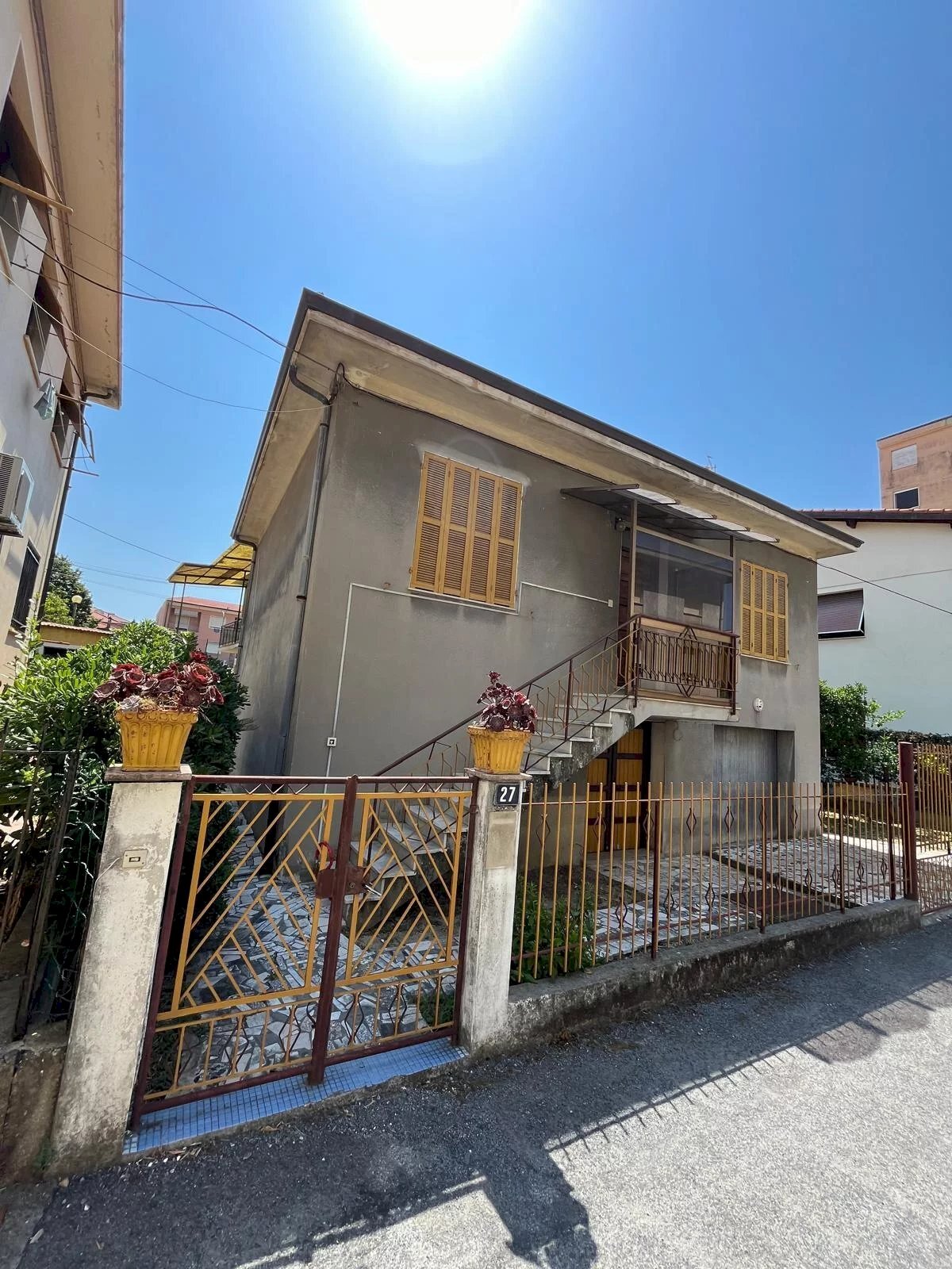 Villa Vallecrosia - foto 1