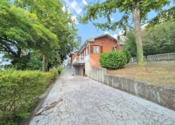 Villa Regione Baroni Torielli, Melazzo - foto 1