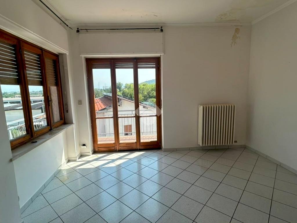 Three-room apartment Via Venticinque Aprile, Costigliole Saluzzo - photo 3