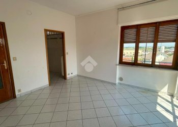 Three-room apartment Via Venticinque Aprile, Costigliole Saluzzo - photo 2
