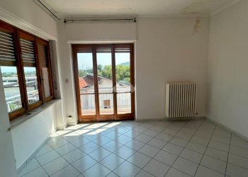 Three-room apartment Via Venticinque Aprile, Costigliole Saluzzo - photo 3