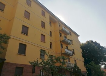 Trilocale via Schiassi, 1, Bologna (zona Massarenti) - foto 1